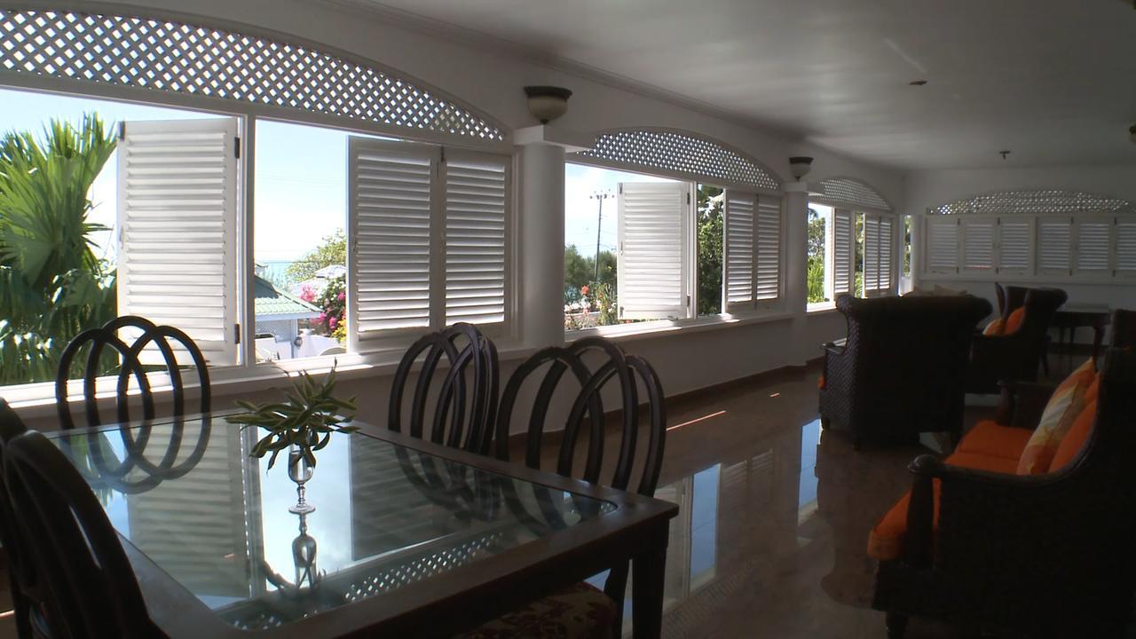 Le Bonheur Pensión 3*