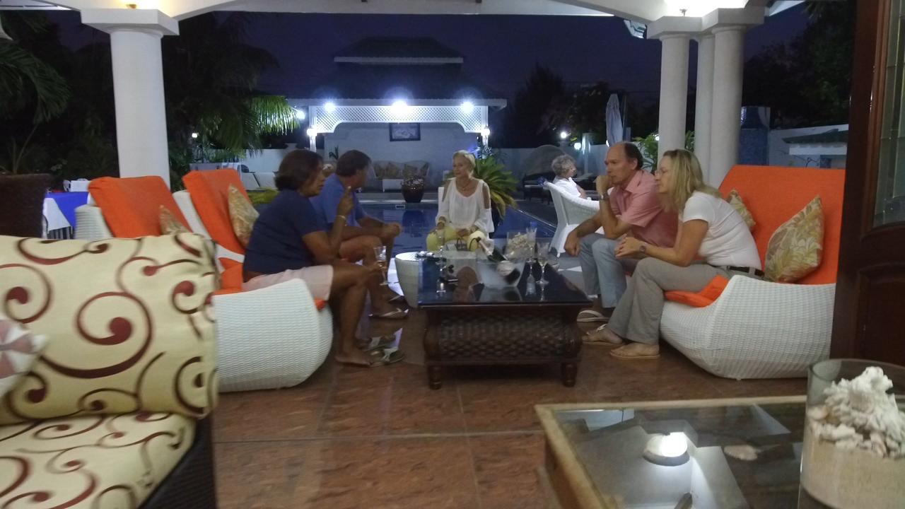 Le Bonheur Pensión 3*