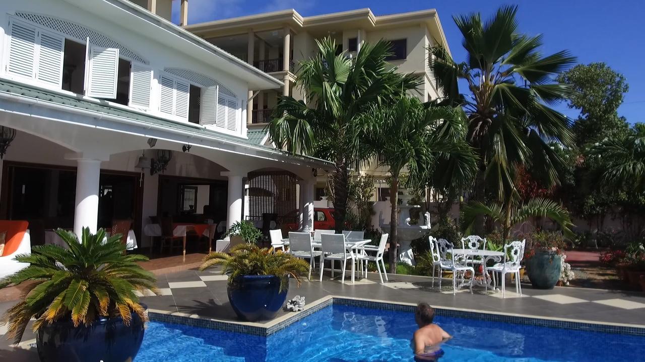 Le Bonheur 3*